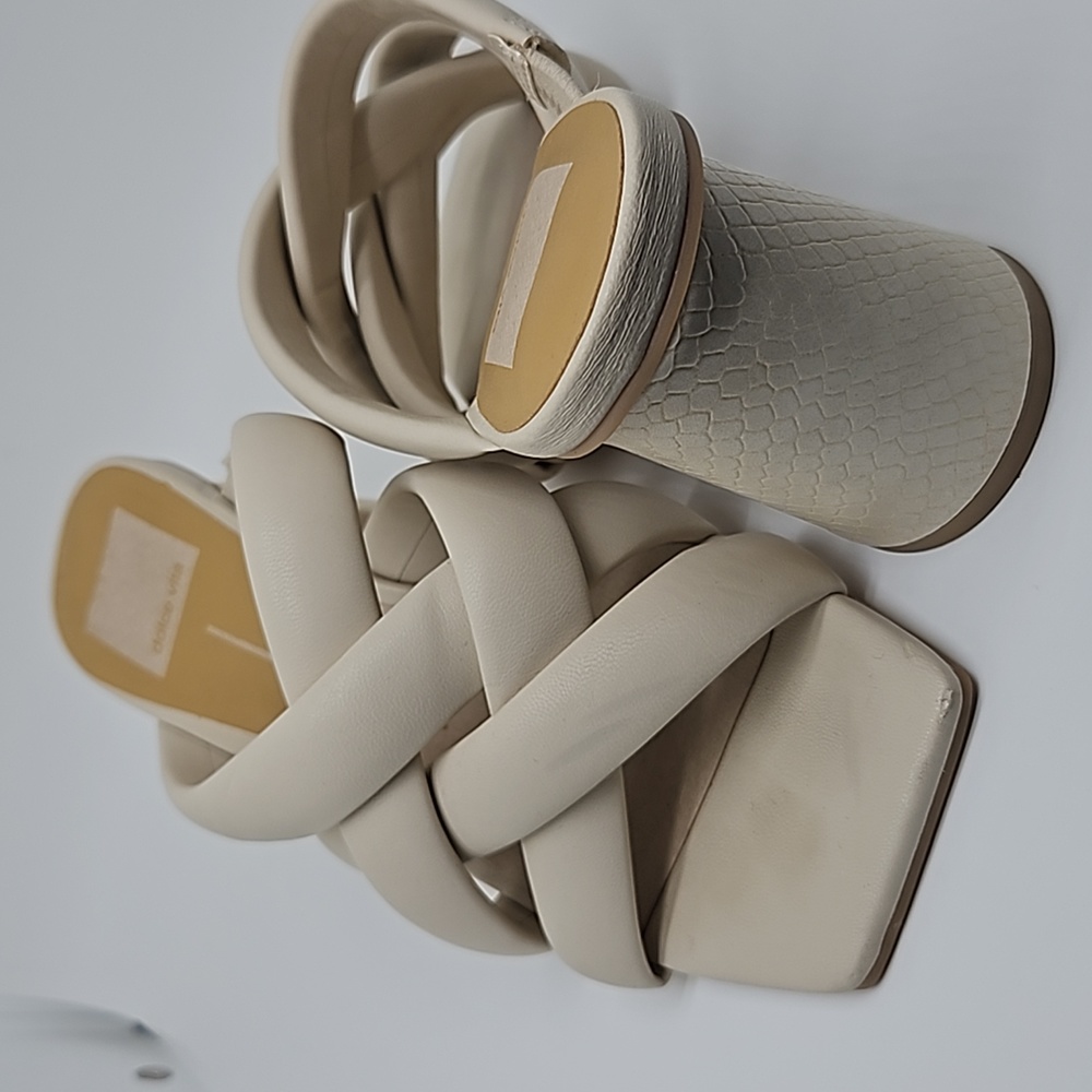 Dolce Vita Parice Ivory Beige Leather Heeled Sandals Square Toe Crisscross Sz 6